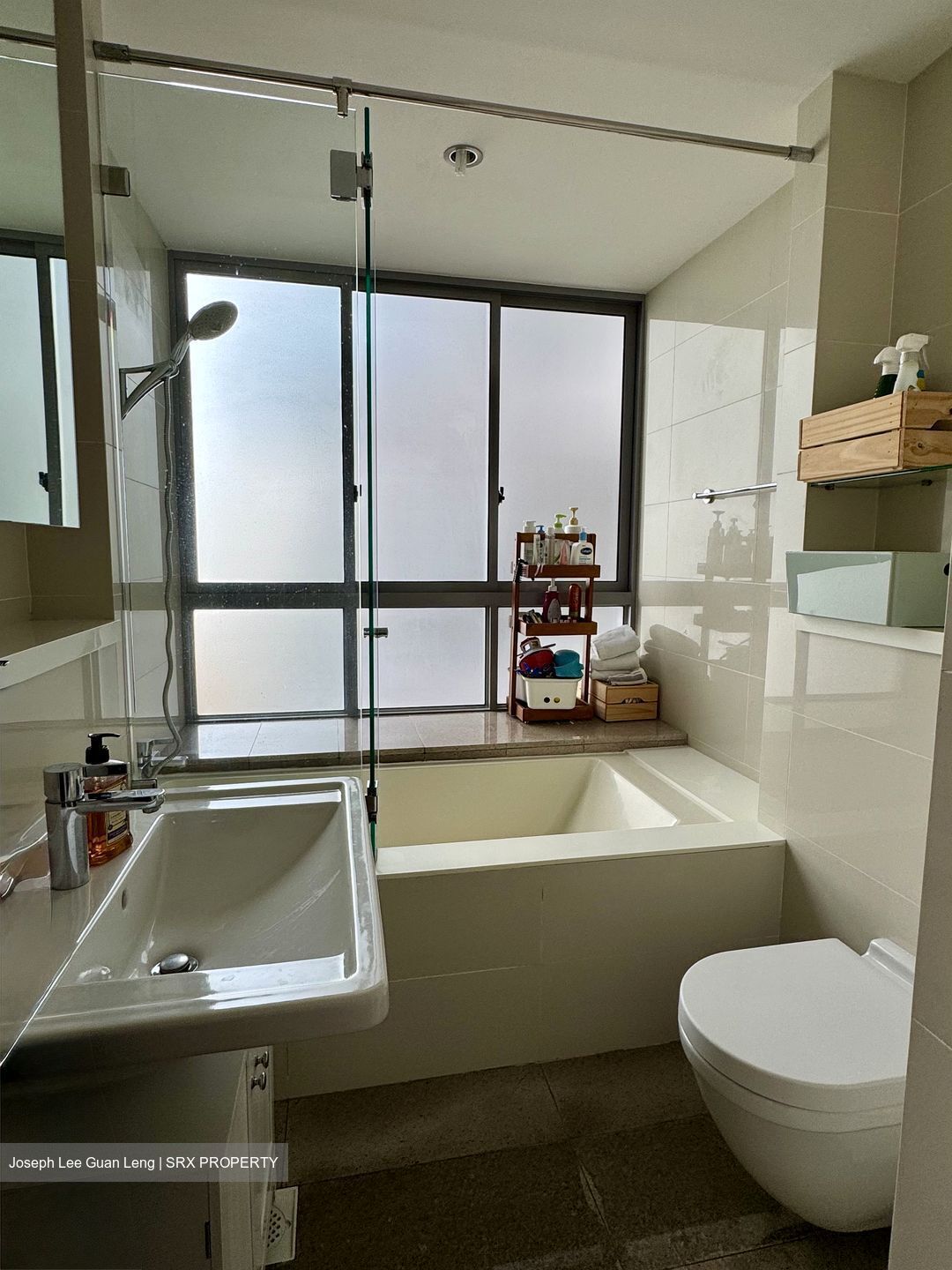 Waterford Residence (D9), Apartment #450006081